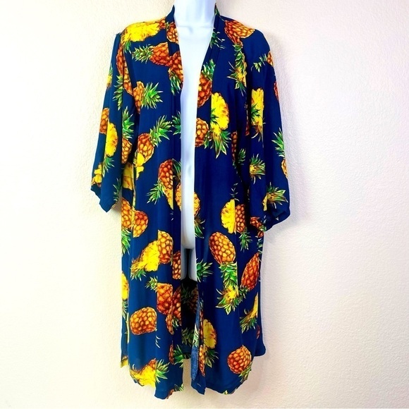 Tilly’s Do Everything In Love Tropical Pineapple Kimono Beach Cover Up OS - Picture 2 of 7